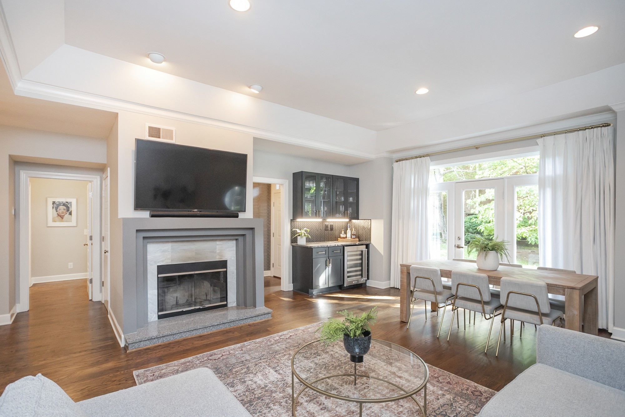Westchase Dr, Nashville, TN 37205