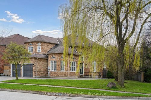 1 Mckie Crt, Ajax, ON, L1T3Z6 | Card Image