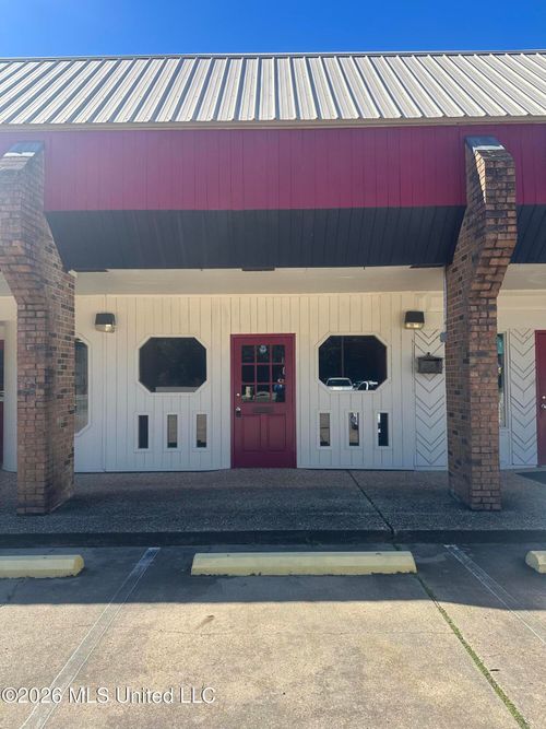 a-4351 Gautier Vancleave Rd, Gautier, MS, 39553-4823 | Card Image