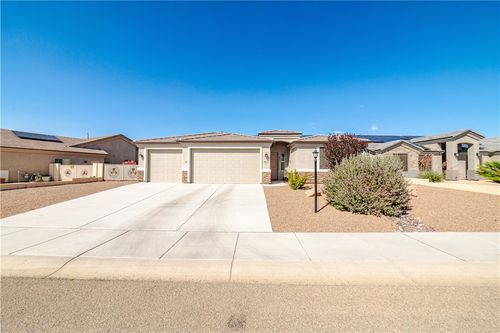 4818 E Lazy River Rd, Kingman, AZ, 86401-4381 | Card Image