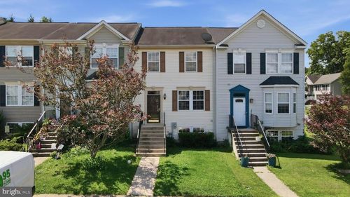 10 Crab Apple Ct, MARTINSBURG, WV, 25403-2289 | Card Image