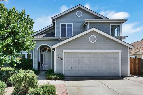 1400 Tennis Ln, Tracy, CA, 95376-4418 | Card Image