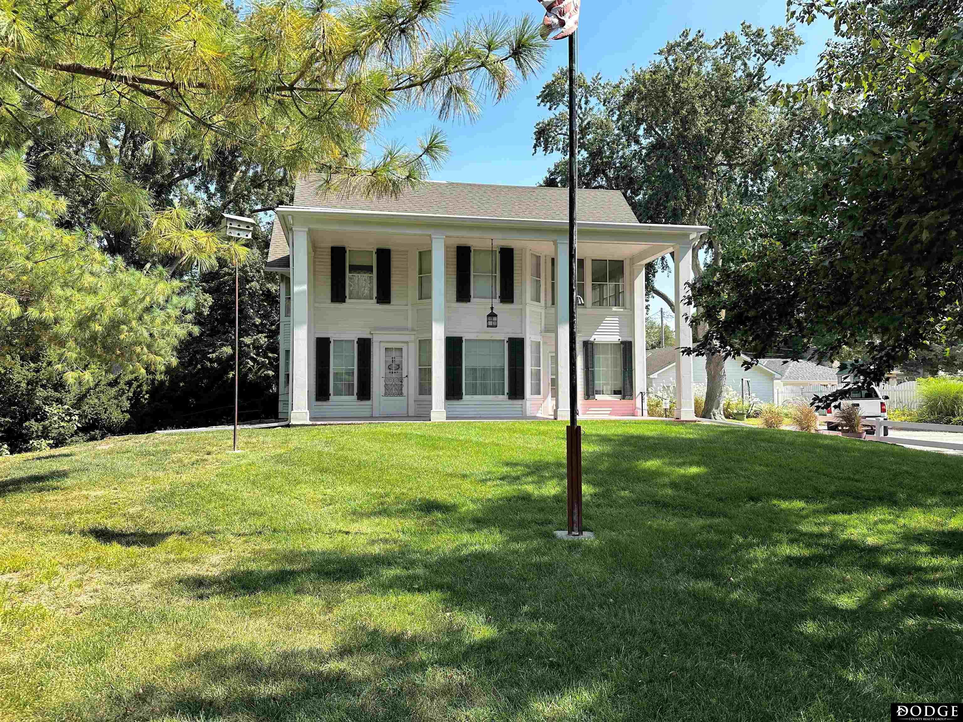 Nye Ave, Fremont, NE 68025