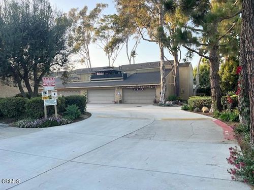 221 Rosewood Street, Ventura, CA, 93001 | Card Image