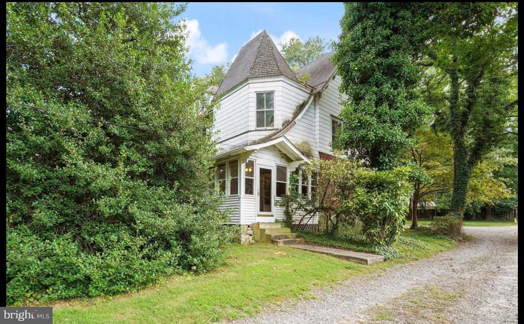 Hilldale Rd, Lansdowne, PA 19050