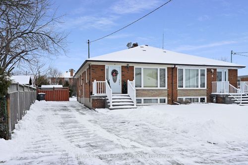 4 Garden Ave, Brampton, ON, L6X1M5 | Card Image