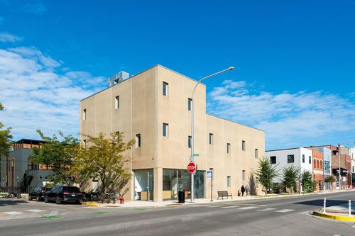 2054 W Grand Ave, Chicago, IL, 60612-1502 | Card Image