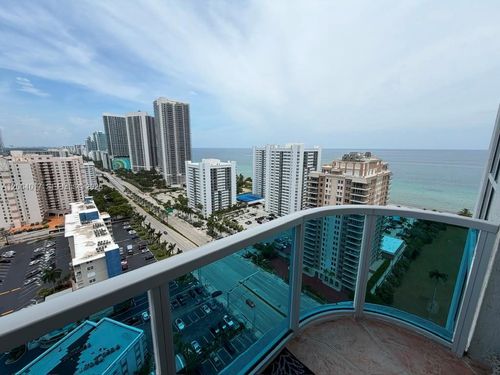 2212-1945 S Ocean Dr, Hallandale Beach, FL, 33009-6061 | Card Image