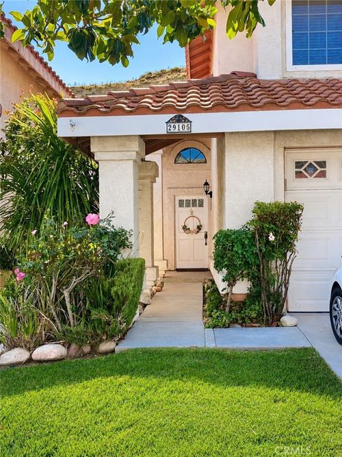 29105 Marilyn Dr, Canyon Country, CA, 91387 | Card Image