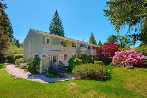 4627 Hoskins Road, North Vancouver, BC, V7K2R2 | Card Image