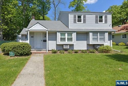 89 Crescent Ave, Wyckoff, NJ, 07481-2703 | Card Image
