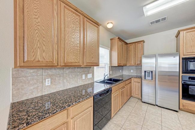 11512 Shadow Creek Dr, House other with 4 bedrooms, 2 bathrooms and 4 parking in Manor TX | Image 17