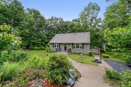 132 James St, Ludlow, MA, 01056-1506 | Card Image