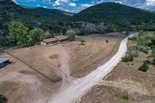 2227 Mill Creek Rd, Leakey, TX, 78873-3146 | Card Image