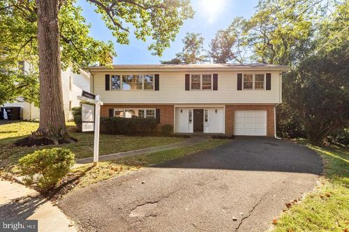 3812 N Ridgeview Rd, ARLINGTON, VA, 22207-4511 | Card Image