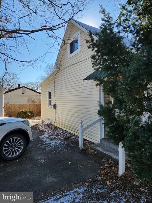 73 E Branch Ave, PINE HILL, NJ, 08021-7371 | Card Image