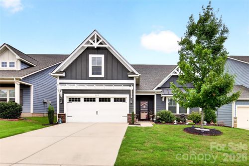 115 Jana Dr, Statesville, NC, 28677-9811 | Card Image