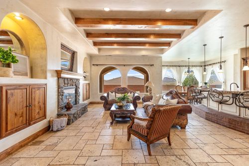 480 W Tonapah Way, Ivins, UT, 84738-6576 | Card Image