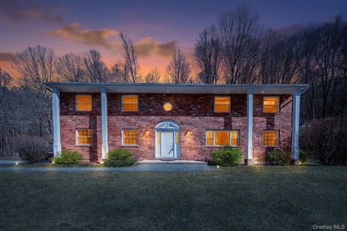 5 Equestrian Acres, Brewster, NY, 10509-4942 | Card Image