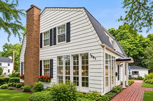 1981 Linden Ave, Highland Park, IL, 60035-2511 | Card Image