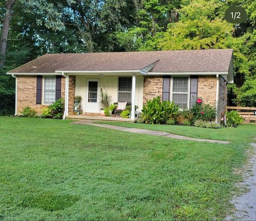 109 Robin Hood Rd, Dickson, TN, 37055-2726 | Card Image