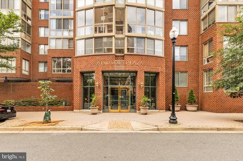 1-404-1050 N Taylor St, ARLINGTON, VA, 22201-4706 | Card Image