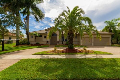 4074 Sw 140th Ave, Davie, FL, 33330-5717 | Card Image