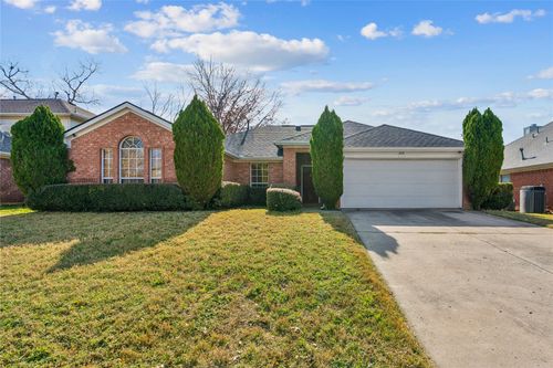 342 Stately Oak Lane, Lake Dallas, TX, 75065 | Card Image