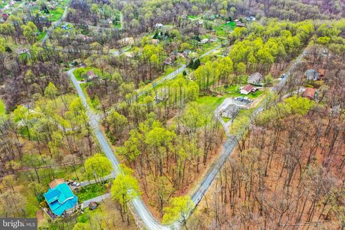 32 Oak Ridge Trl, FAIRFIELD, PA, 17320-8456 | Card Image