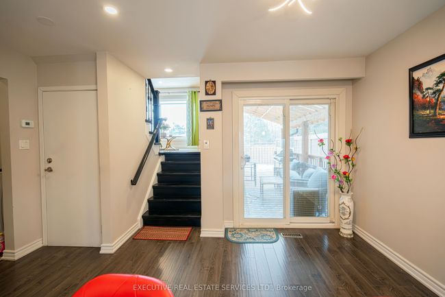 4 Simmons Blvd, House other with 5 bedrooms, 4 bathrooms and 3 parking in Brampton ON | Image 17