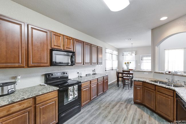 213 Wildcat Run, House other with 5 bedrooms, 4 bathrooms and null parking in Cibolo TX | Image 14