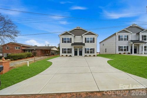 1331 33rd St Se, Conover, NC, 28613-8016 | Card Image