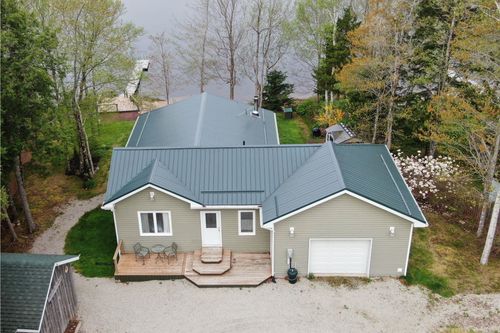 377 Wallaback Dr, New Ross, NS, B0J2M0 | Card Image