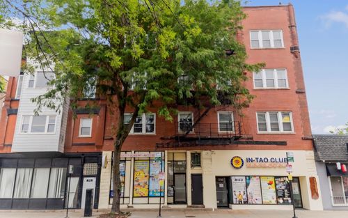 4w-238 W 31st St, Chicago, IL, 60616-3600 | Card Image