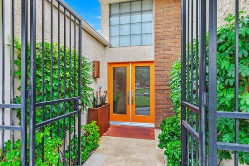 35983 Paseo Circulo E, Cathedral City, CA, 92234-7132 | Card Image