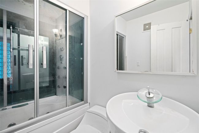 11 - 274 Dune Rd, Condo with 1 bedrooms, 1 bathrooms and null parking in Southampton NY | Image 15