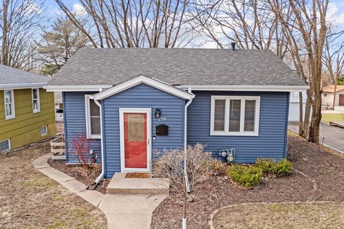 228 12th Ave N, Hopkins, MN, 55343-7326 | Card Image