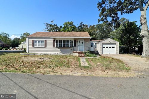 17 Pennsylvania Avenue, Waretown, NJ, 08758 | Card Image