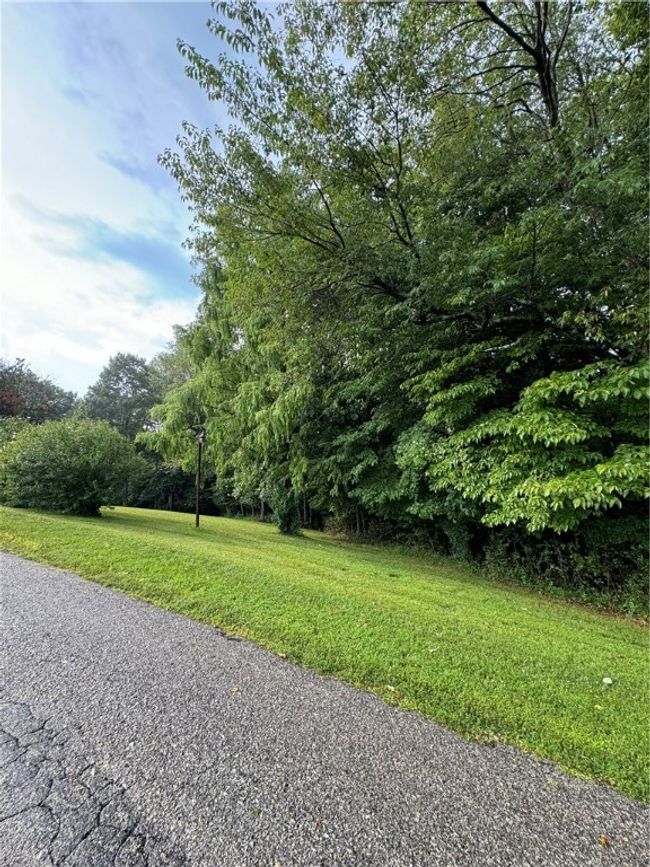 1012 Union Flat Rd, House other with 3 bedrooms, 2 bathrooms and 2 parking in Shelocta PA | Image 19