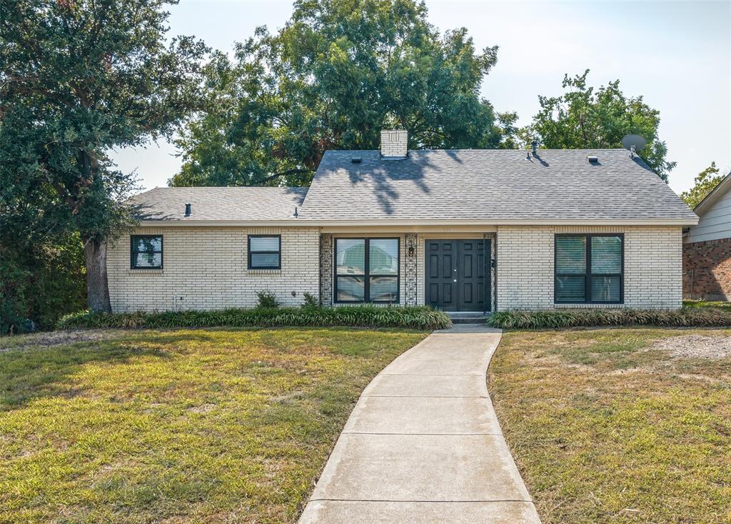 Ivy Dr, Mesquite, TX 75150