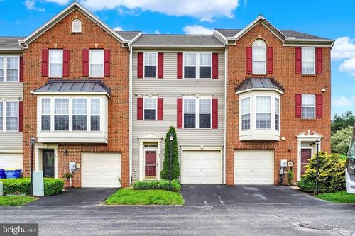 85 Messina Ct, Shrewsbury, PA, 17361-1538 | Card Image