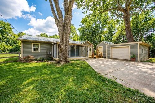 70 Alfreda Dr, Hamilton, OH, 45013-4407 | Card Image