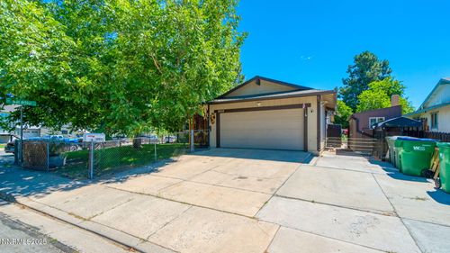 3652 Keogh Dr, Sparks, NV, 89431-1236 | Card Image