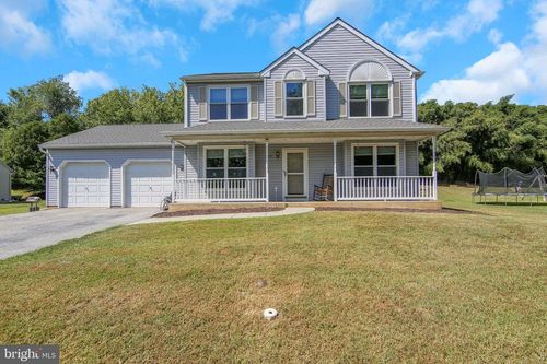 23 Pinckney Dr, Coatesville, PA, 19320-5927 | Card Image