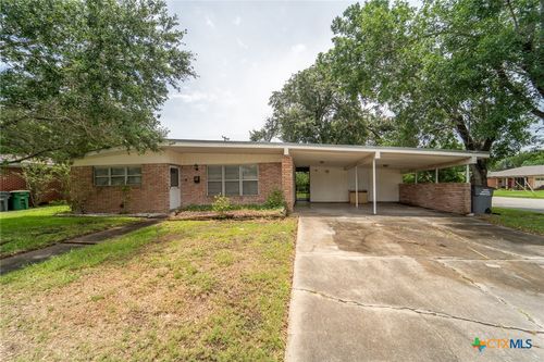 3001 Hummingbird St, Victoria, TX, 77901-7681 | Card Image