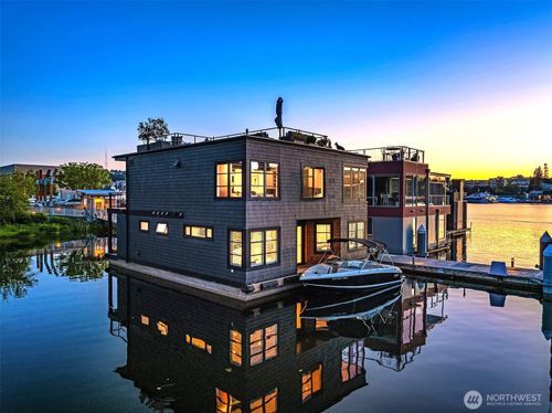 5-2821 Fairview Ave E, Seattle, WA, 98102-3168 | Card Image