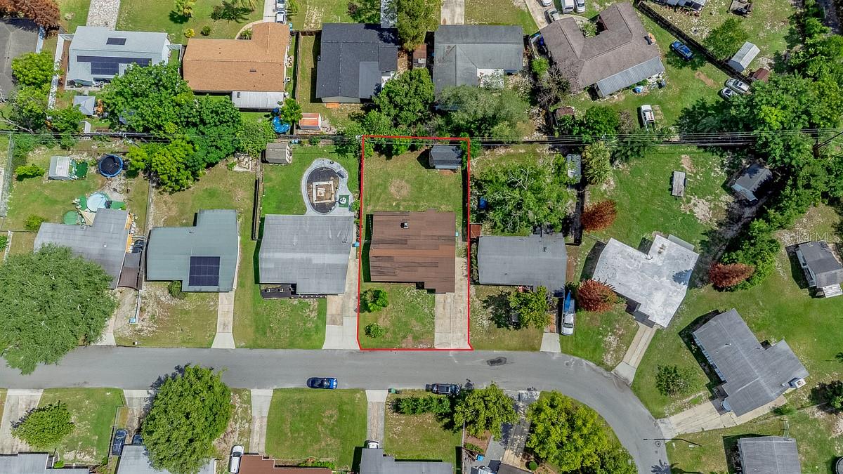 Residential in LONGWOOD 3