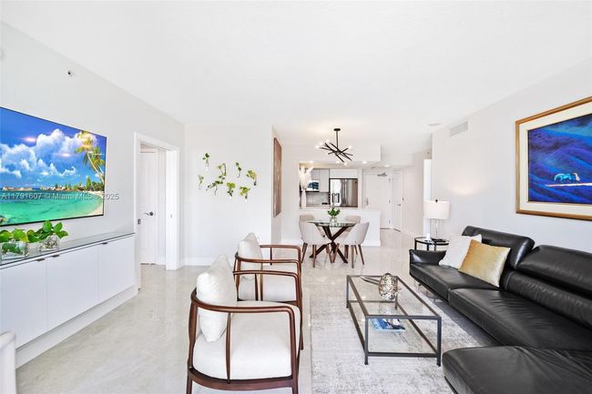 APT-1908 - 347 New River Dr, Condo with 2 bedrooms, 2 bathrooms and null parking in Fort Lauderdale FL | Image 10