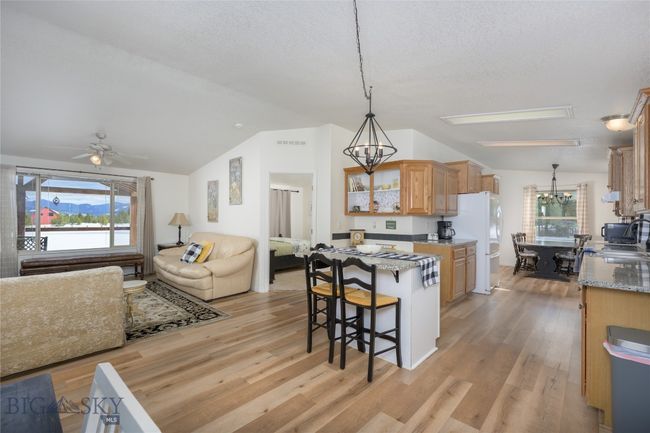 Main Home | Image 18