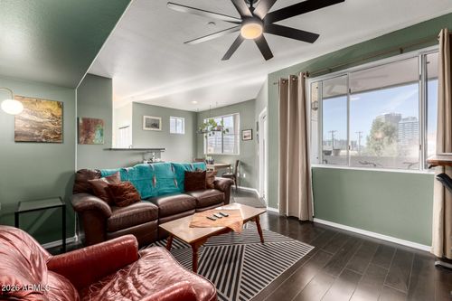 232-3302 N 7th St, Phoenix, AZ, 85014-5445 | Card Image